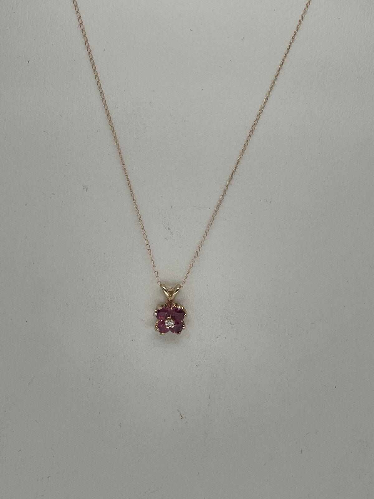 14k Yellow Gold .40 Ct Ruby & Diamond Acc Pendant Necklace 16” cable chain, 1 Gr