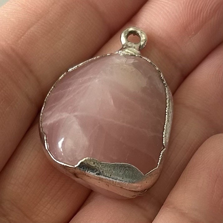 Rose Quartz Quartz Pendant Set In Sterling Silver 1 3/8”