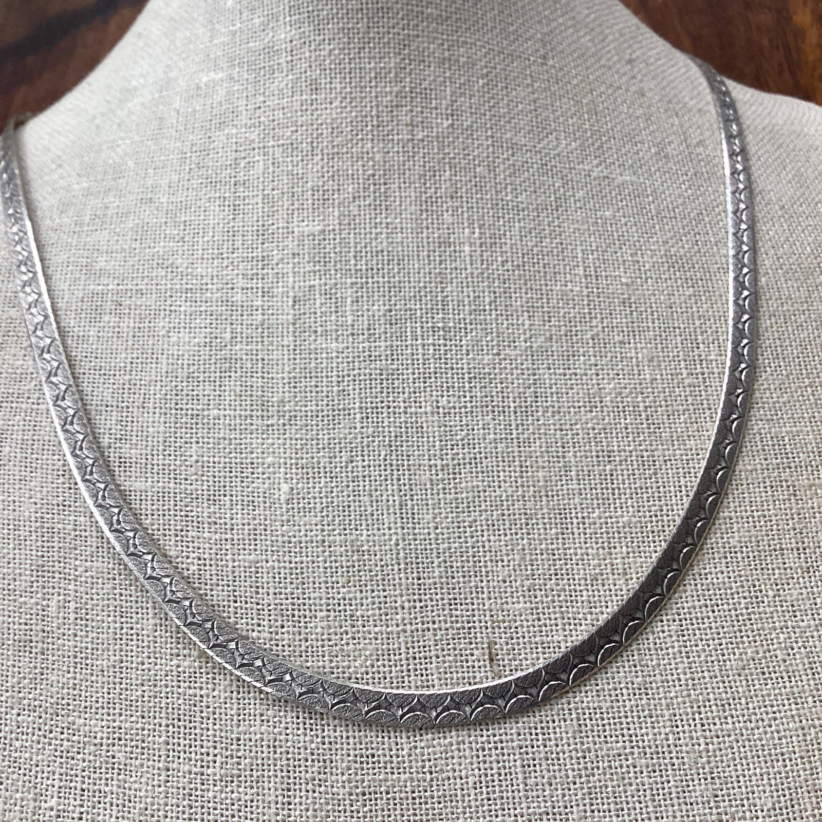 MILOR Italy Sterling Silver Wide Textured Herringbone Necklace 24”reversible 23G
