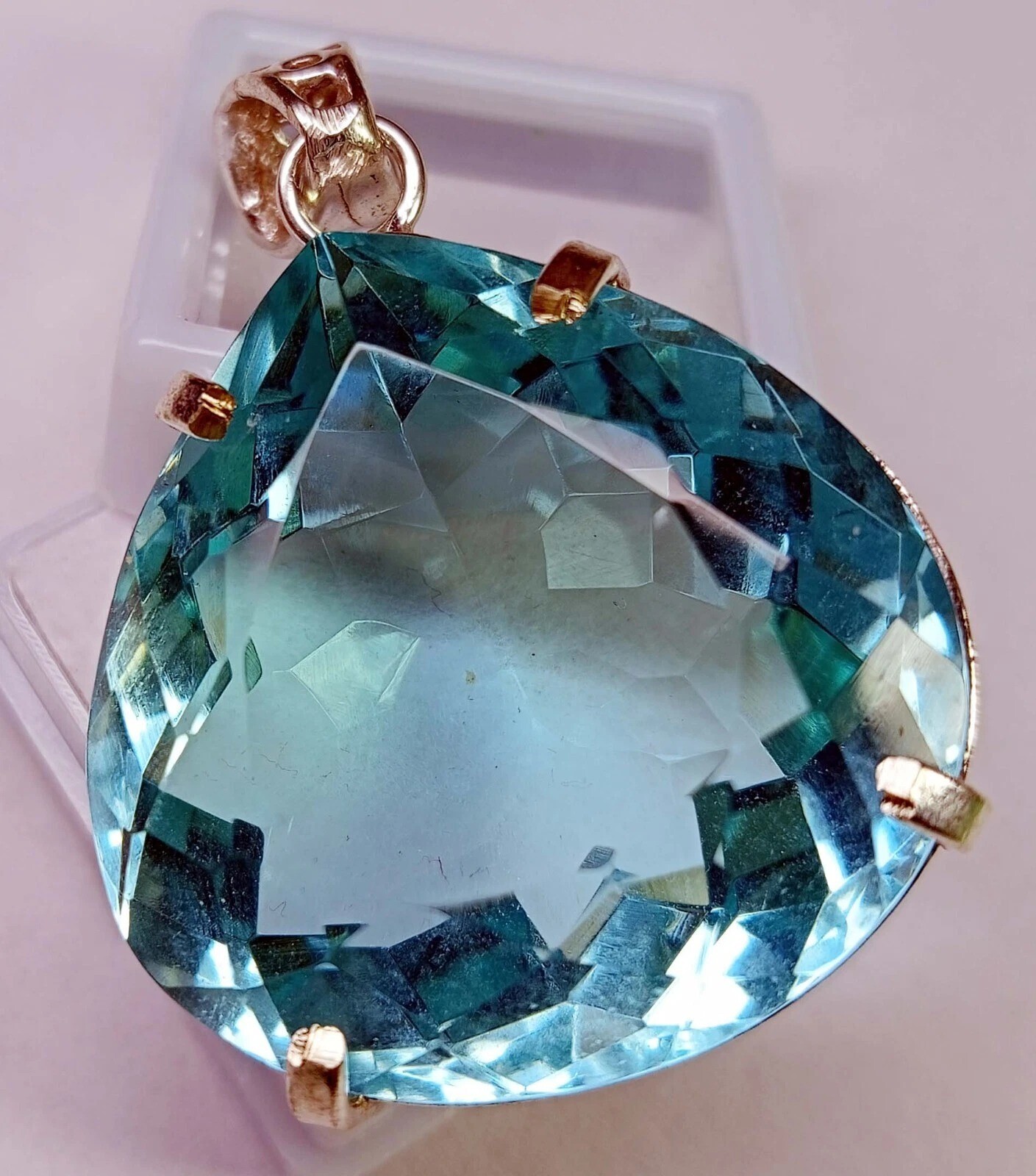 Pendant Topaz Sky Blue Pear Cut 105-106 Ct Natural Gemstone EGL Certified