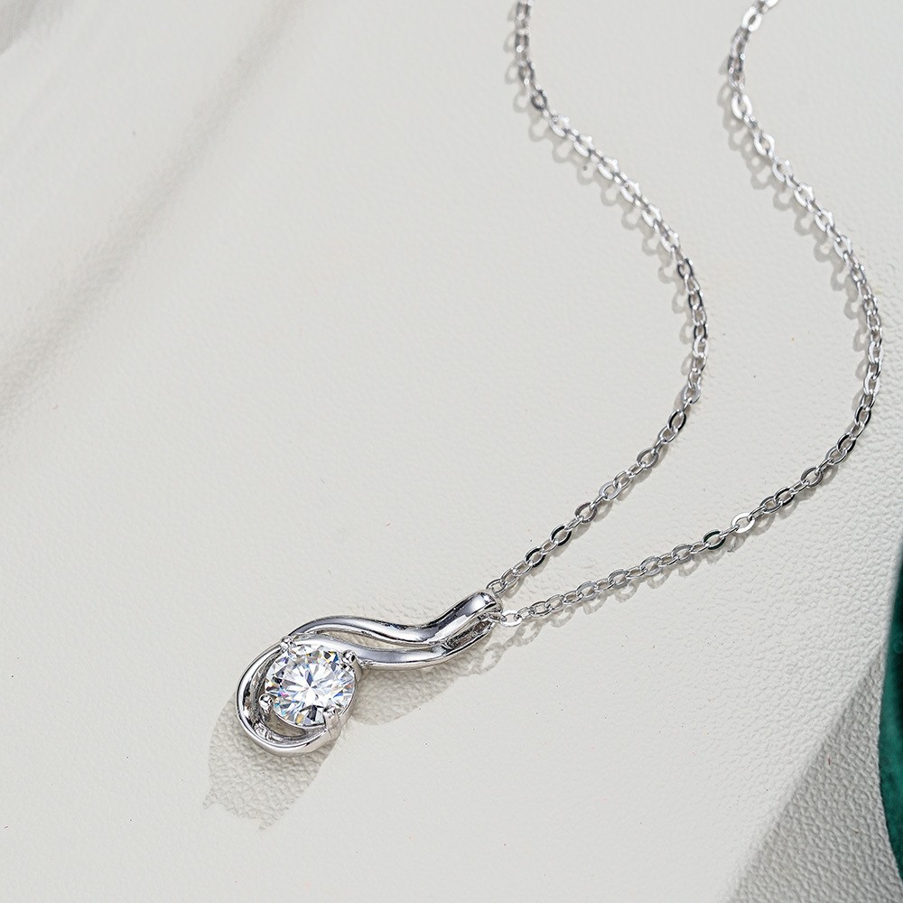 1Ct Lab Grown Diamond Solitaire Round Cut Delicate Women Pendant 925 Silver