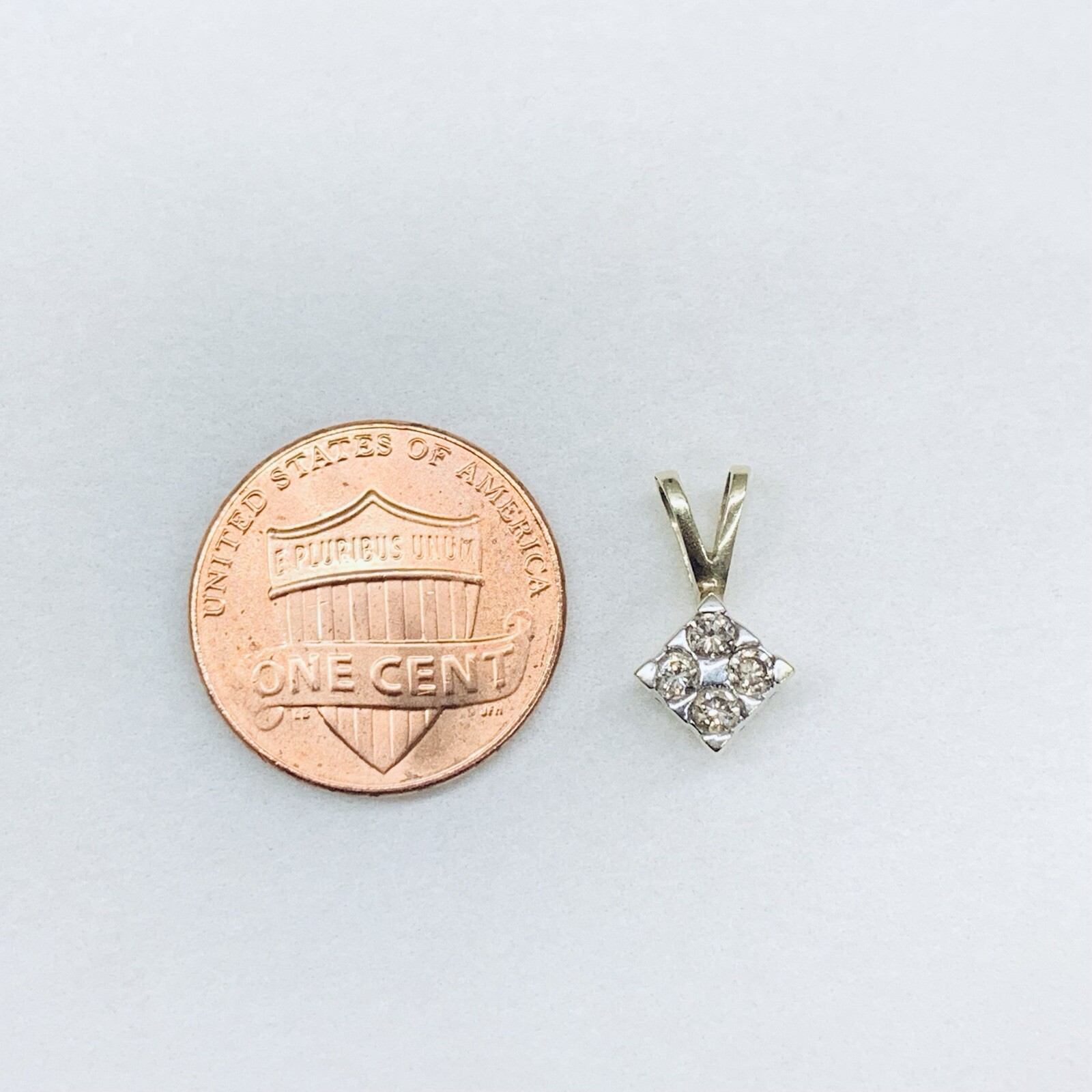 0.20 Ct 10k Yellow Gold Round Champagne Diamond Drop Square Pendant Charm THL