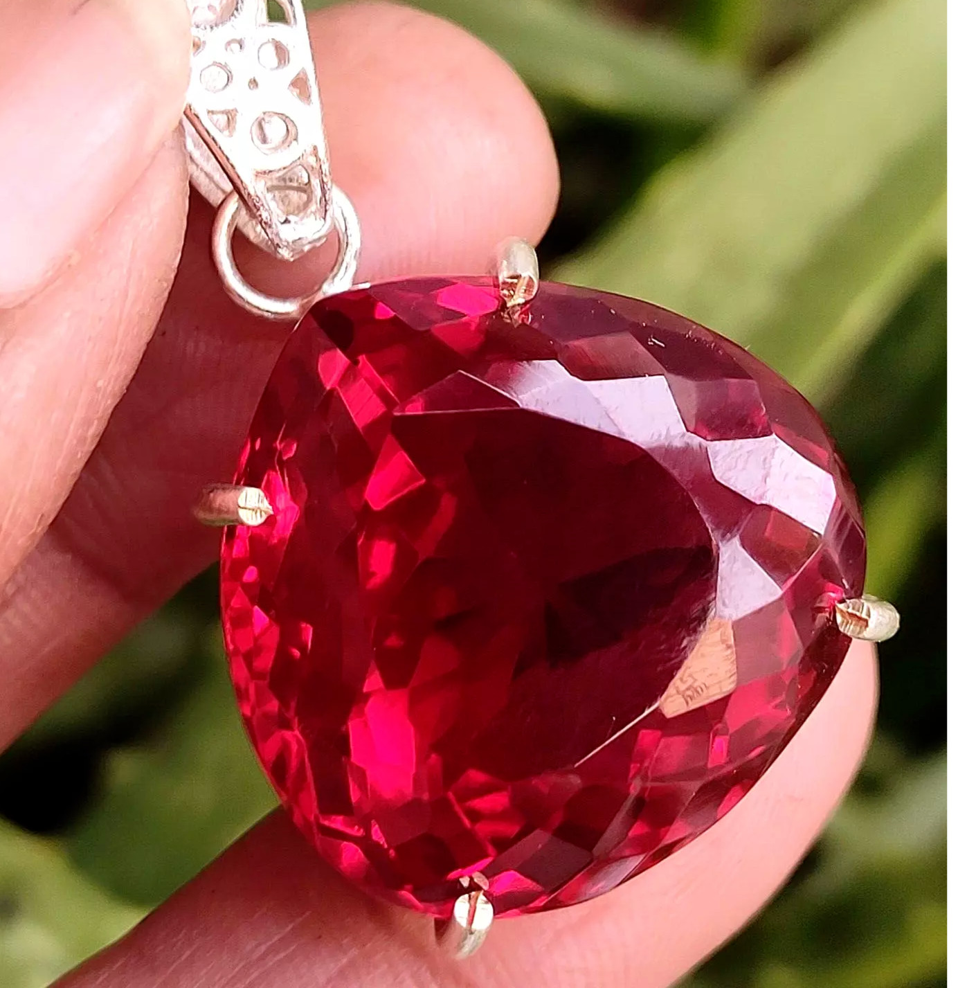 Certified 72.05 Ct Natural Red Red Ruby 925 Solid Silver Pendant Loose Gemstone
