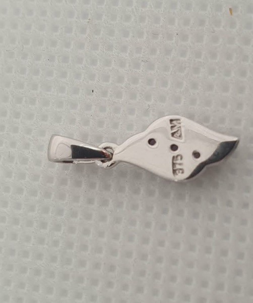 Tiny 9ct White Gold Sapphire & Diamond Pendant Vintage 0.74g