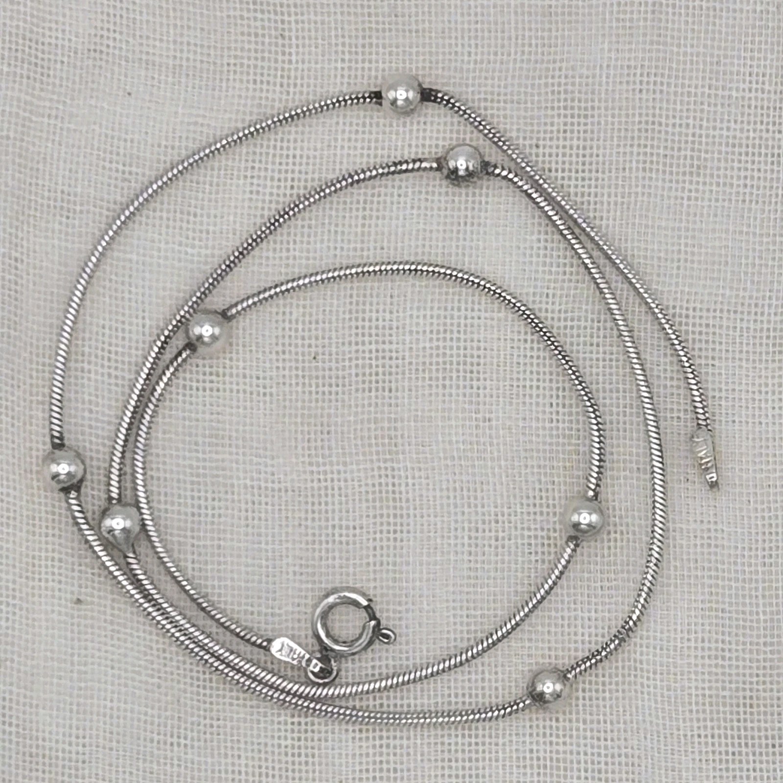 925 Sterling Silver 16” Beaded 7 Station Serpentine Necklace