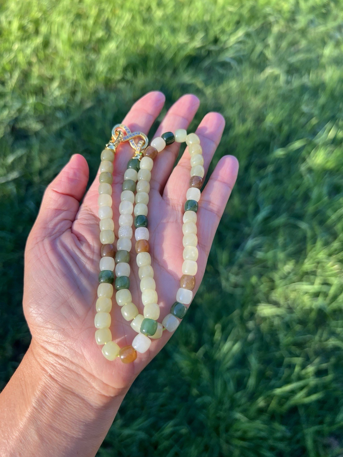 Beautiful 17″ Multicolor Nephrite Jade 6.8mmx6mm Bead Necklace B798