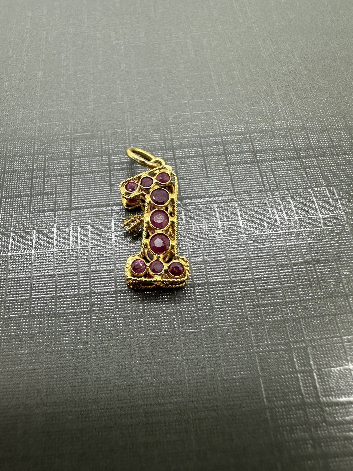 18k Yellow Gold Ruby Number 1 Birthstone First Birthday Anniversary Puff Charm
