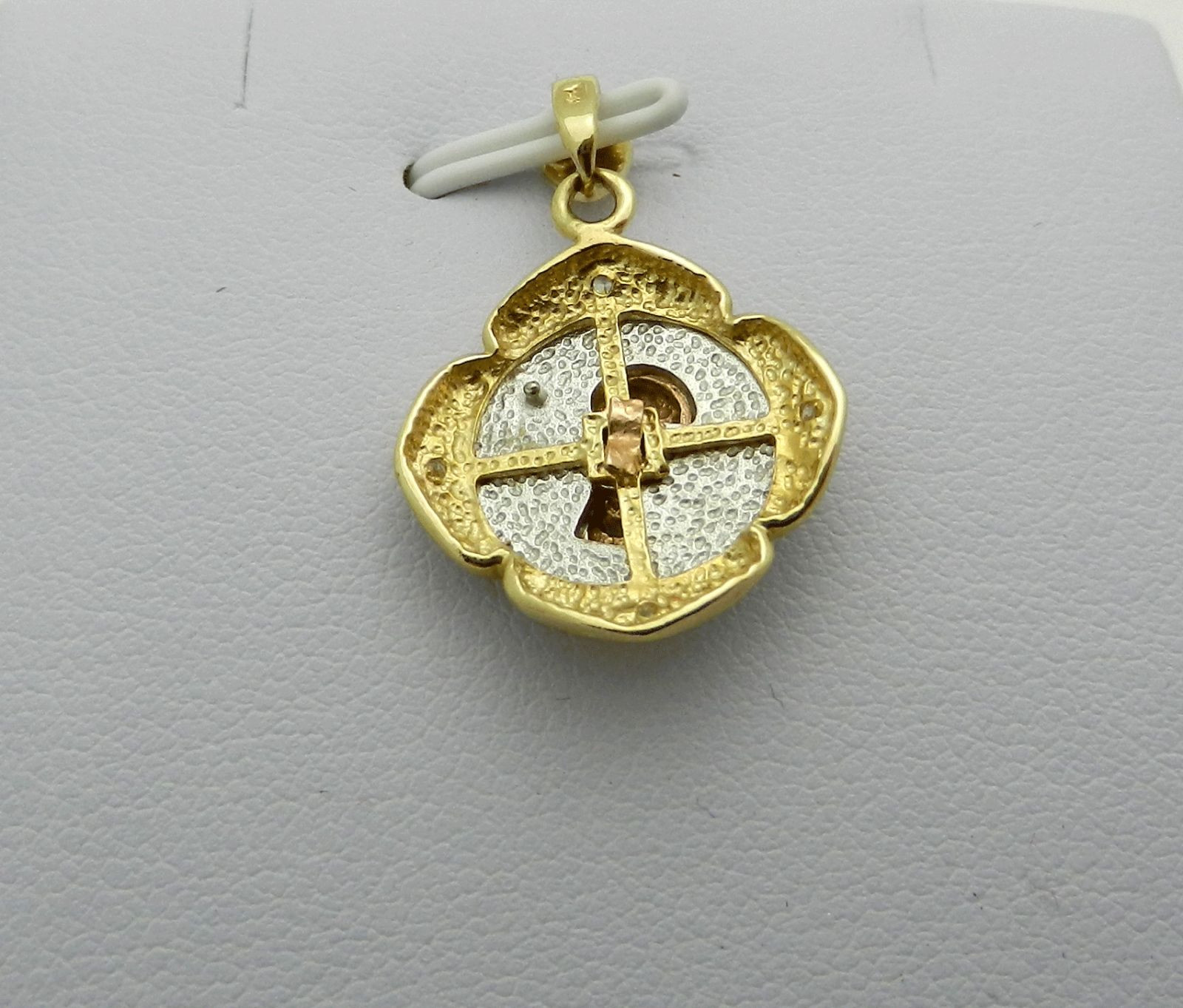 Beautiful Solid 14k Multi Tone Gold Praying little Girl Charm Pendant 3.4 grams