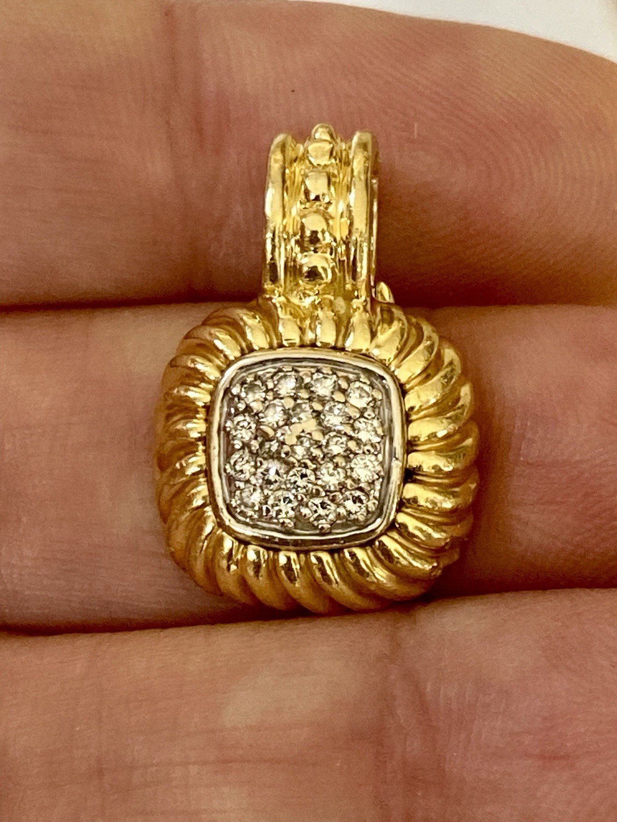 David Yurman Diamond Albion Pendant 18k Yellow Gold 3/4” 7.3g Vintage