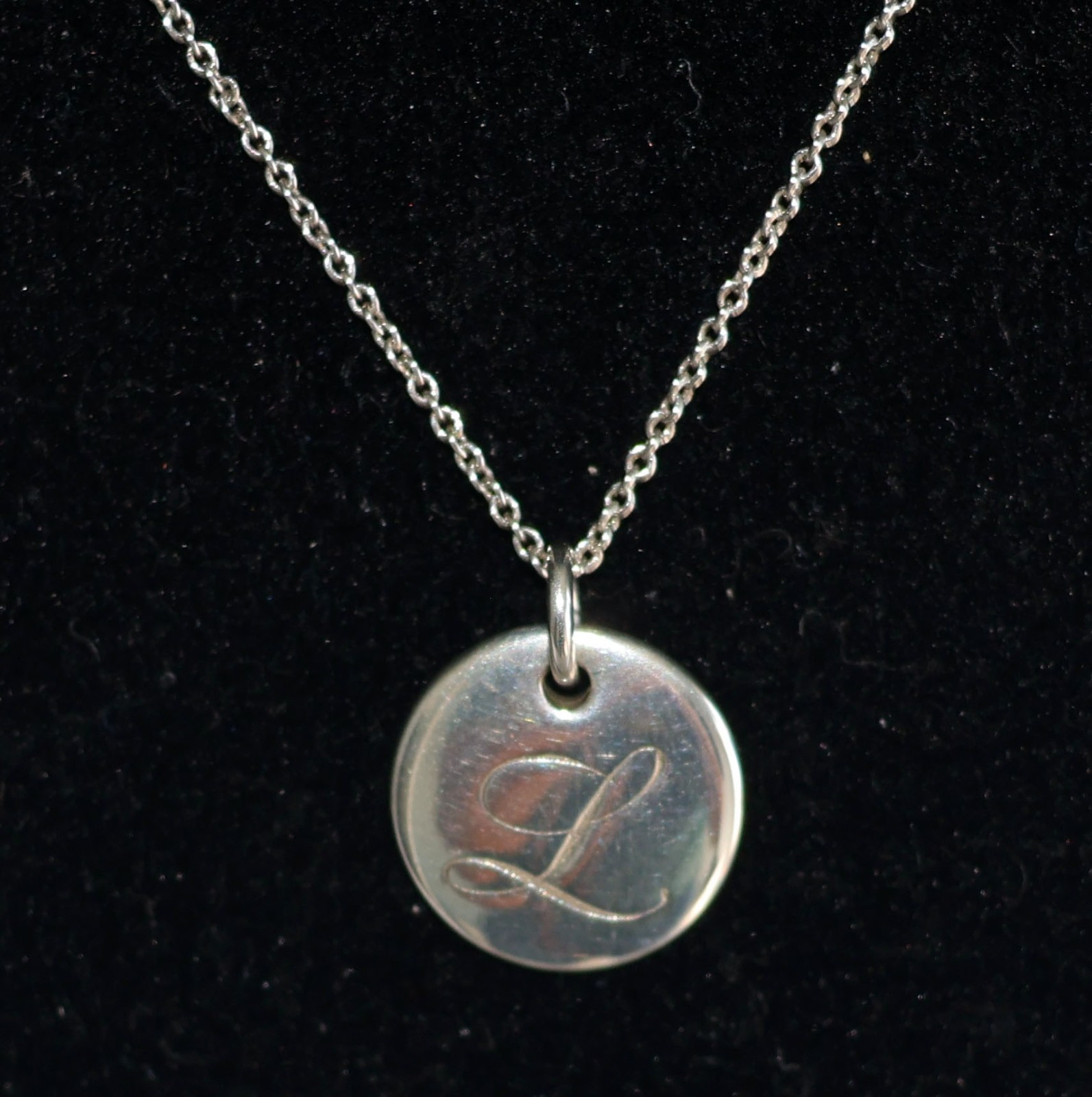 Tiffany & Co Notes Alphabet Initial L Disc Pendant Necklace 16″ Sterling Silver