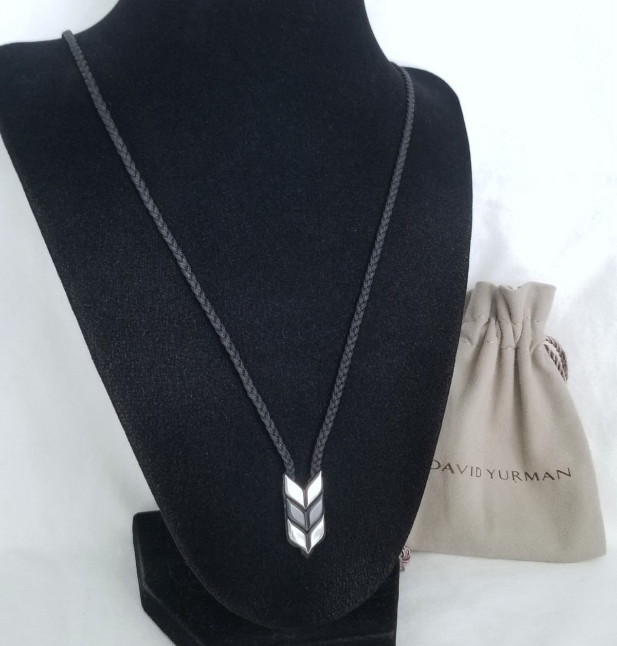 DAVID YURMAN – 100% Auth Chevron Titanium & Silver Pendant Necklace – Pristine!