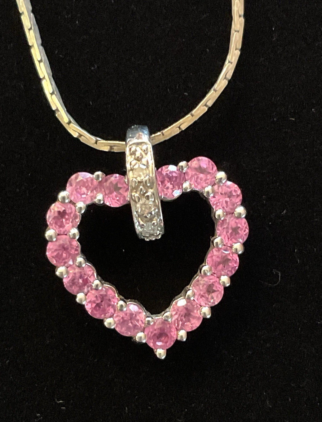 LADIES 10 KT WHITE GOLD DIAMONDS PINK TOPAZ HEART SHAPED PENDANT Small SPARKLY
