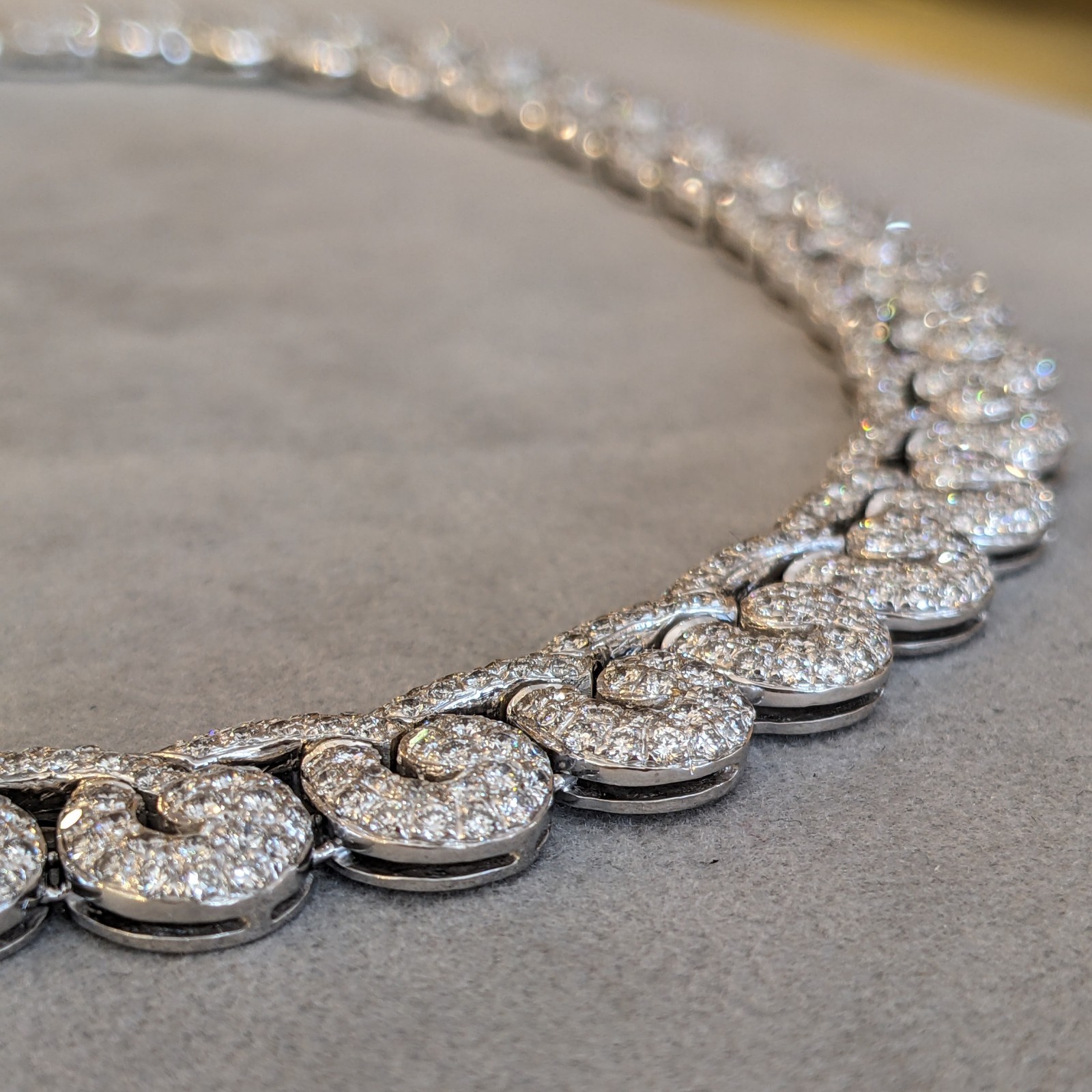 Pave Diamond Scroll Link Choker Necklace in 18k White Gold- HM2800SE