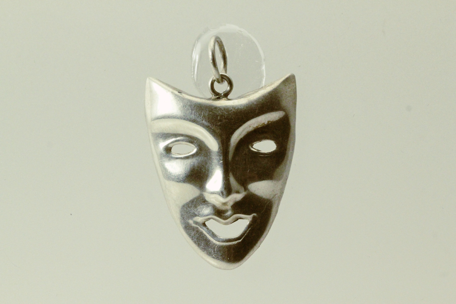 925 Sterling Silver Drama Mask 1.6 Grams (PEN5106)