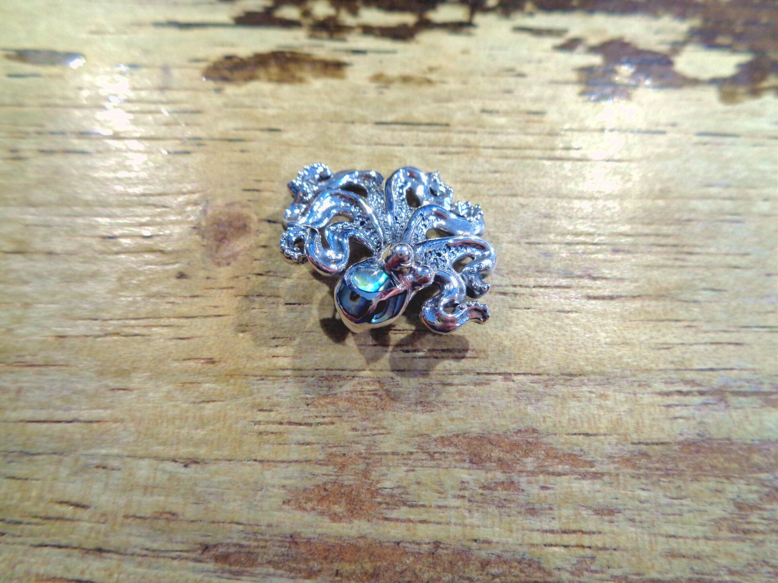 28MM OXIDIZED HEAVY 925 SILVER ABALONE HAWAIIAN HE’E TAKO OCTOPUS SLIDE PENDANT
