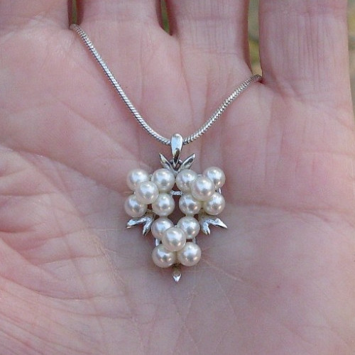 Vintage Mikimoto Japanese Multi-Pearl Pendant – Silver Chain – Gift Boxed