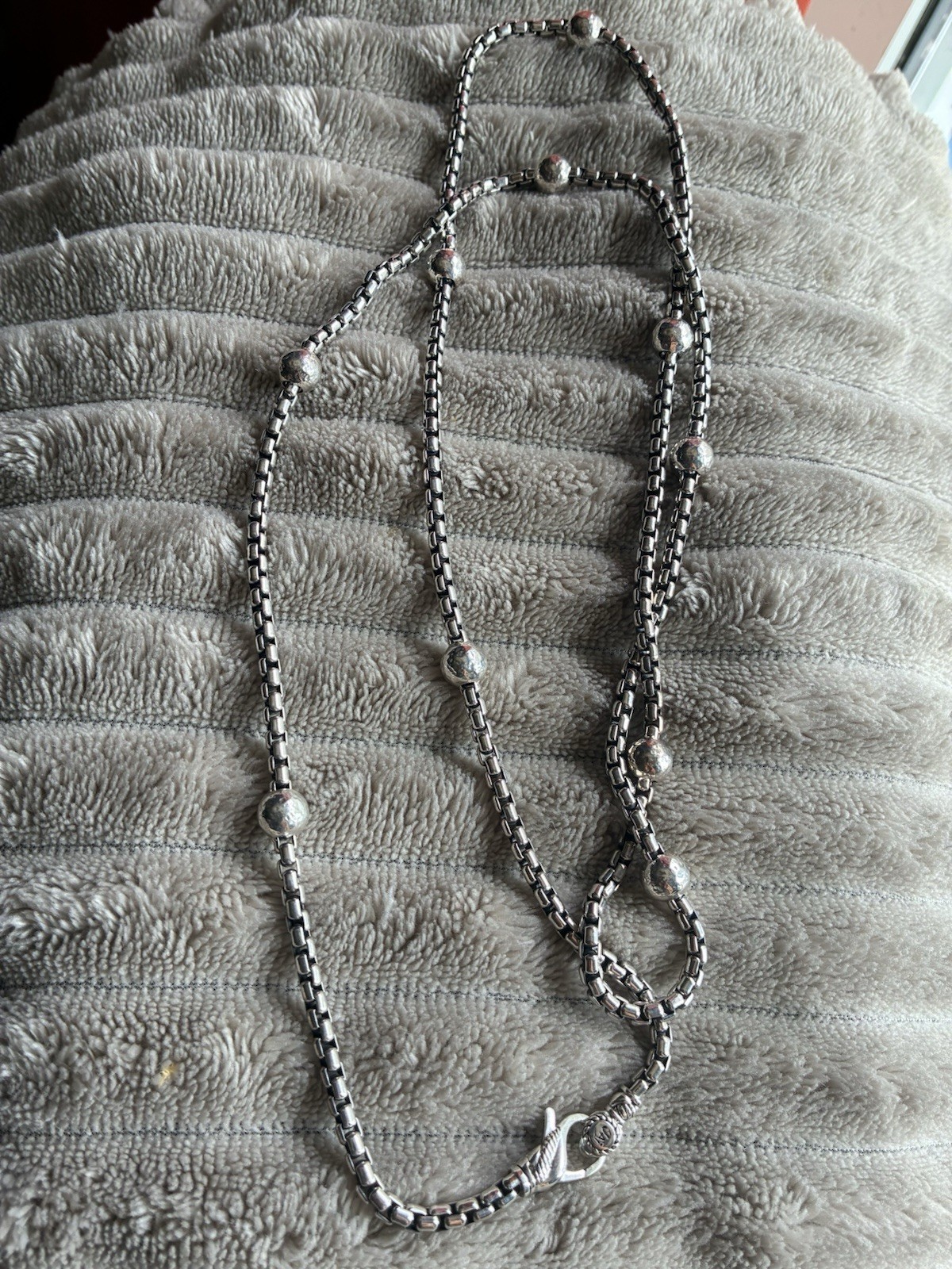 JAI Sterling Silver Box Chain Bead Station Necklace 24″