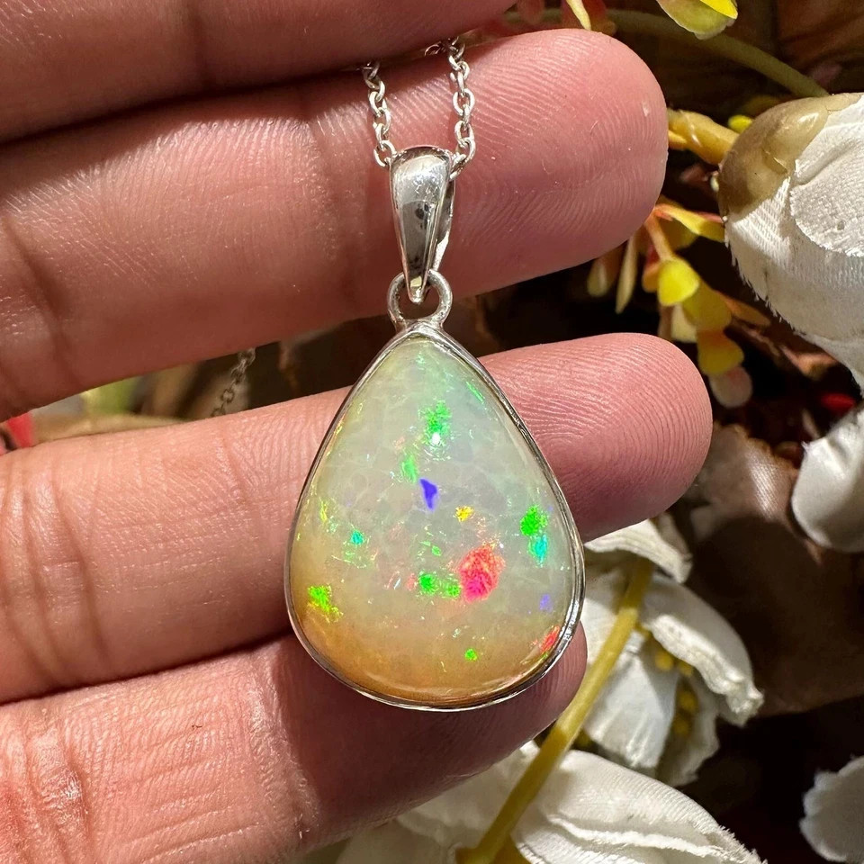 Natural 15 Ct Multicolor Opal 925 Solid Silver Pendant Gemstone Pear Cut