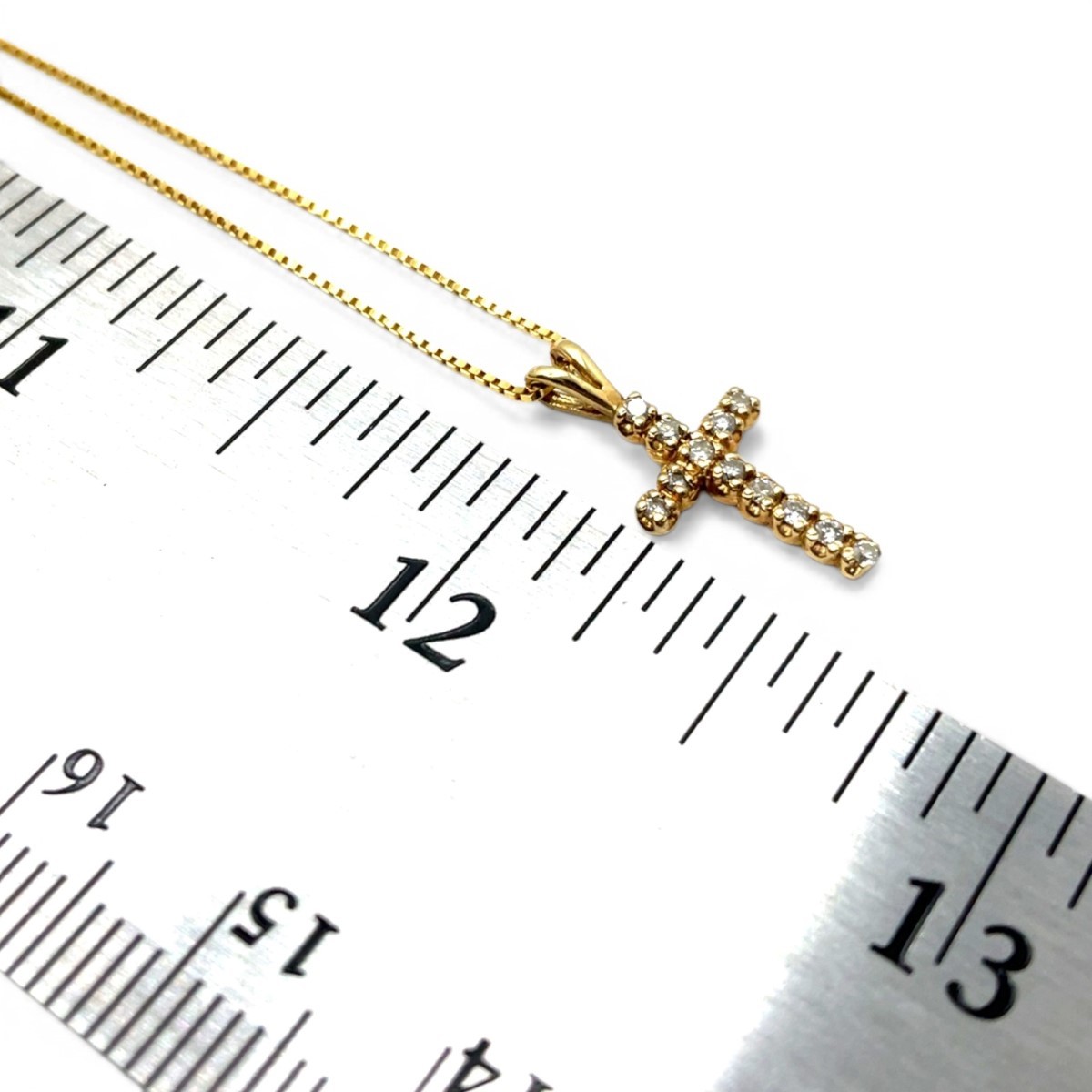 14k Yellow Gold 1/10ctw Diamond Cross Pendant with Box Chain 24in (KS1025814)