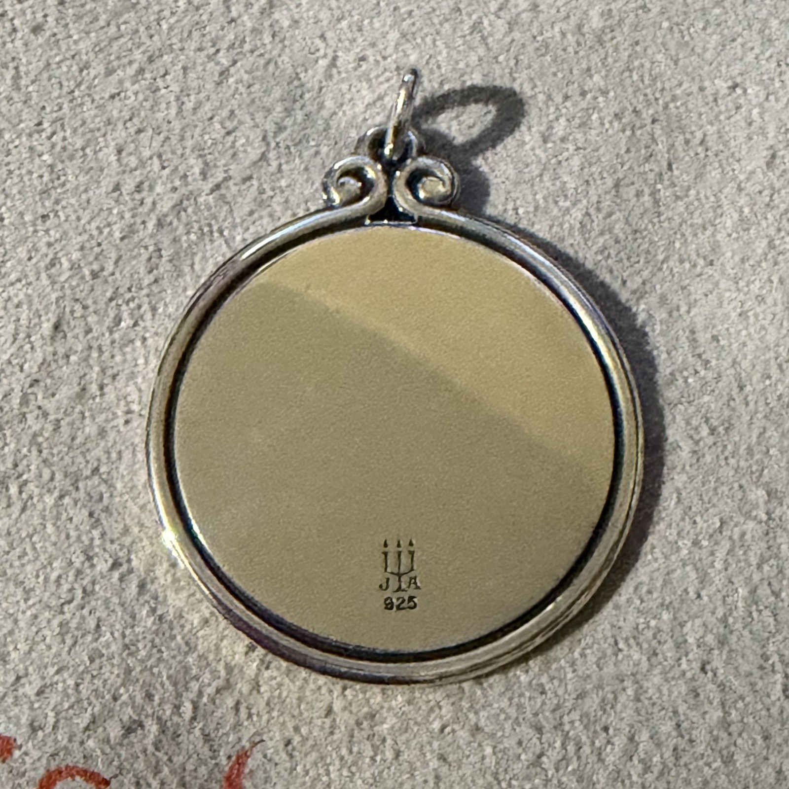 James Avery Retired Silver Engraveable Scroll Medallion Disk Pendant