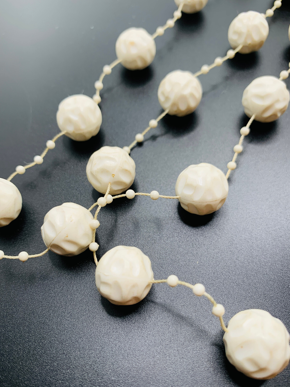 Unique Vtg 1960s 2 Strand Cream Old Plastic Textured Bead Station Necklace
