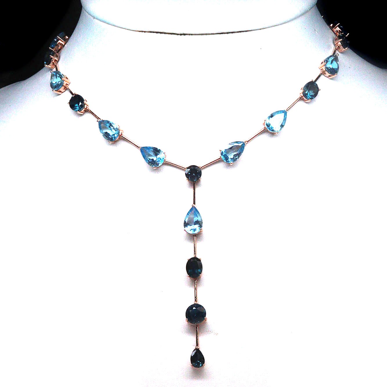 925 Silver London Blue – Swiss Blue Topaz(72.0 ct.) Necklace 16.5 in Rose Gold