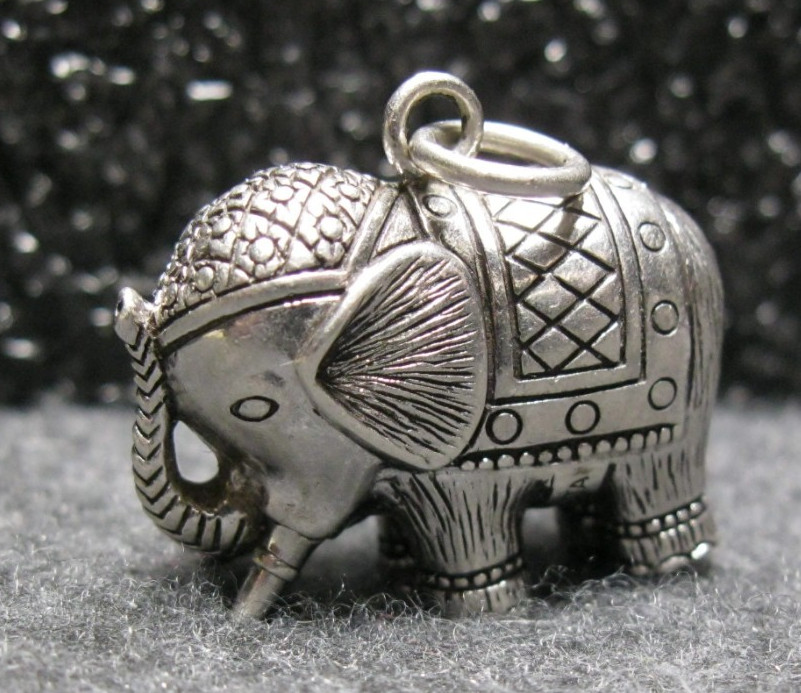 925 Elephant 3D Charm Pendant ATI Indonesia Solid Silver – VERY NICE