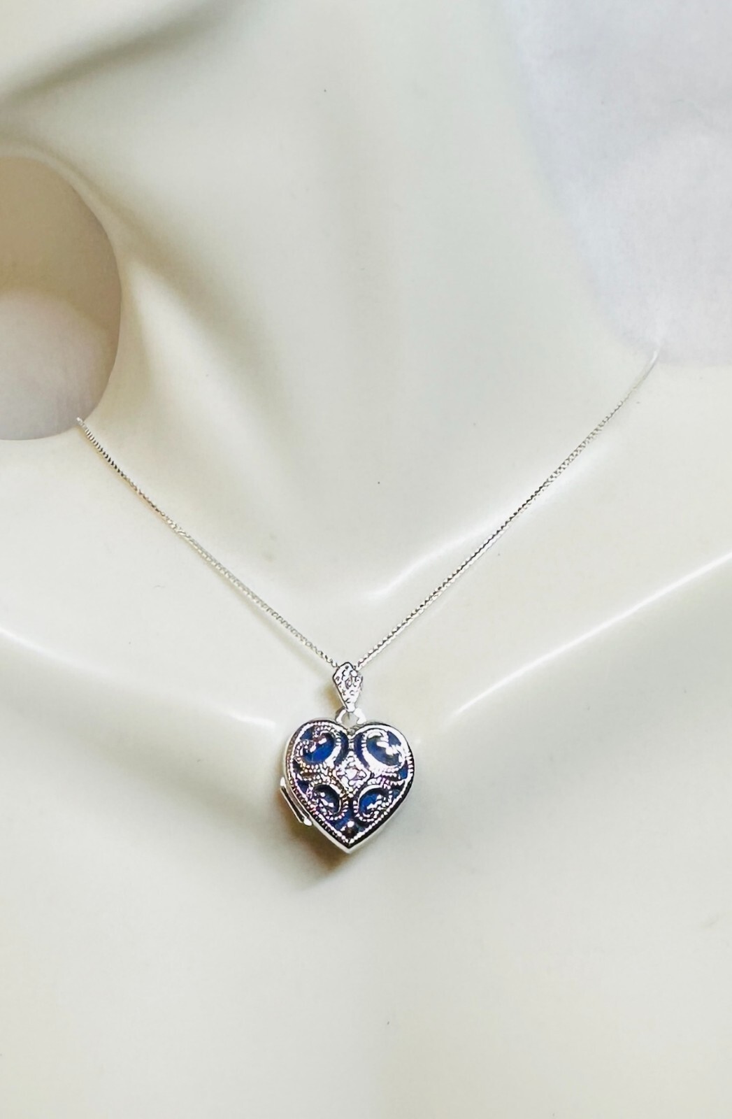 Ster Silver Rhodium-plated Genuine Diamond 15mm Filigree Heart Locket w/Chain