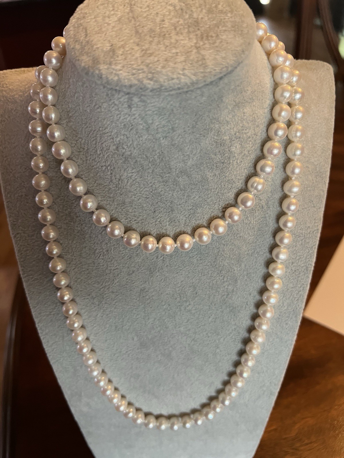 BEAUTIFUL 36 IN. AAA CULTURED PEARL NECKLACE 7.5-8MM PEARLS ENDLESS STRAND/BOX
