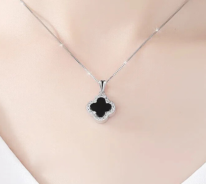 Clover Pendant Necklace Female Solid 925 Silver 0.20Ct Moissanite Black & White
