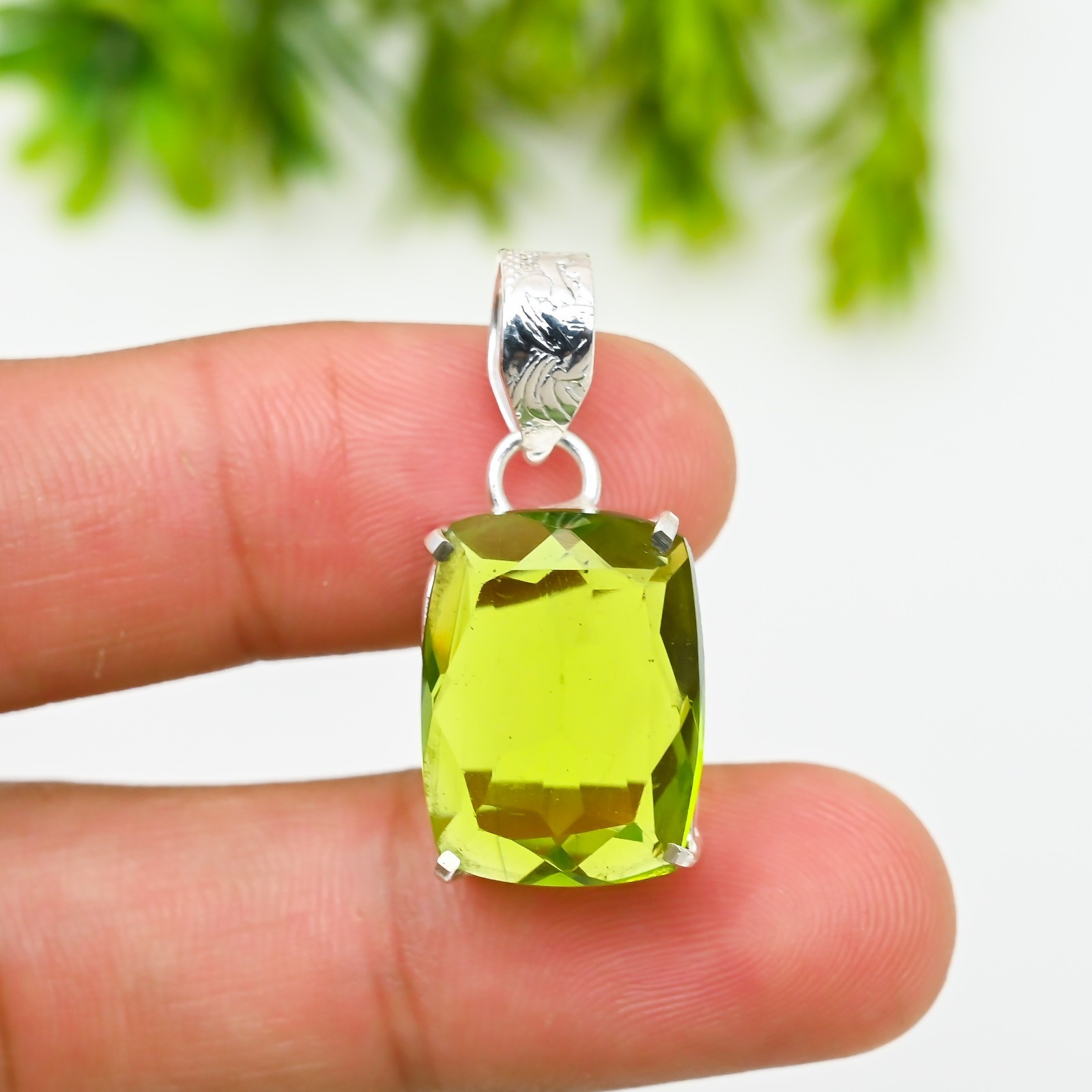 Green Peridot Gemstone 925 Sterling Silver Pendant Handmade Jewelry Gift For
