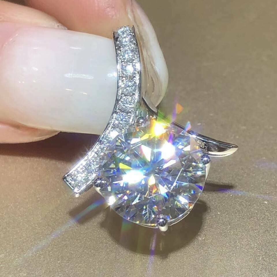 2Ct Round Cut VVS1/D Diamond Solitaire Pendant 14K White Gold Finish Free Chain
