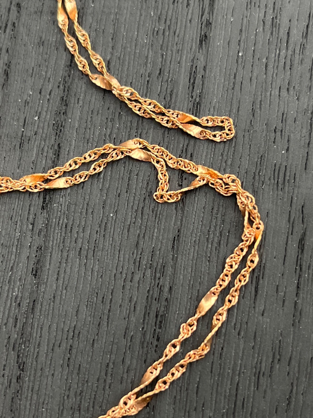 24″ 14k Rose Gold Chain 3.07GRAMS! Singapore with spiral stations Italy, Quality