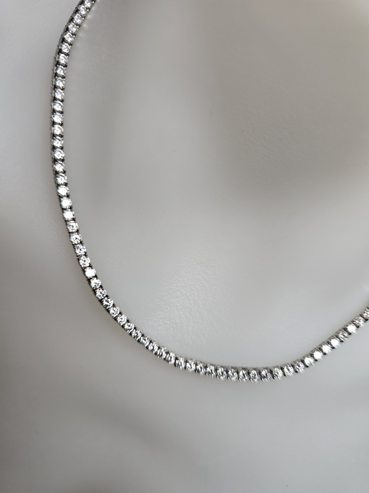Qorn Moissanite Tennis Chain 3mm 18″ GRA Certified Flawless FL D Color 3EX Steel
