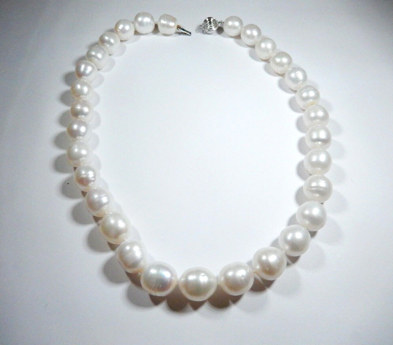 *NEW* 16” LG 13mm Oval Baroque Pearl Necklace 30 Pearls 14K Gold Clasp