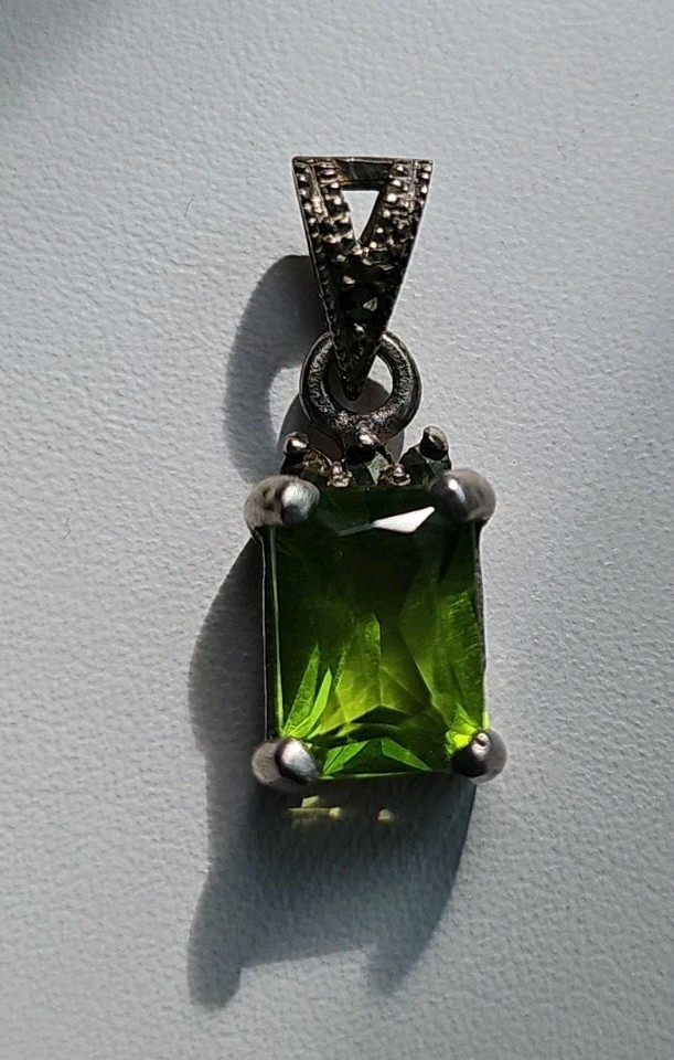Sterling Silver Rectangle Light Green Peridot Pendant, Pre-Owned Jewelry