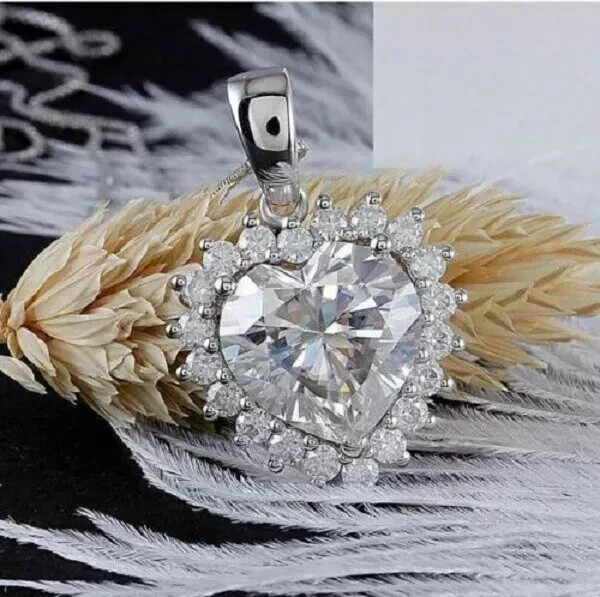 2.20Ct VVS1/D Diamond Heart Halo Pendant Necklace 18″ Chain 14k White Gold Over