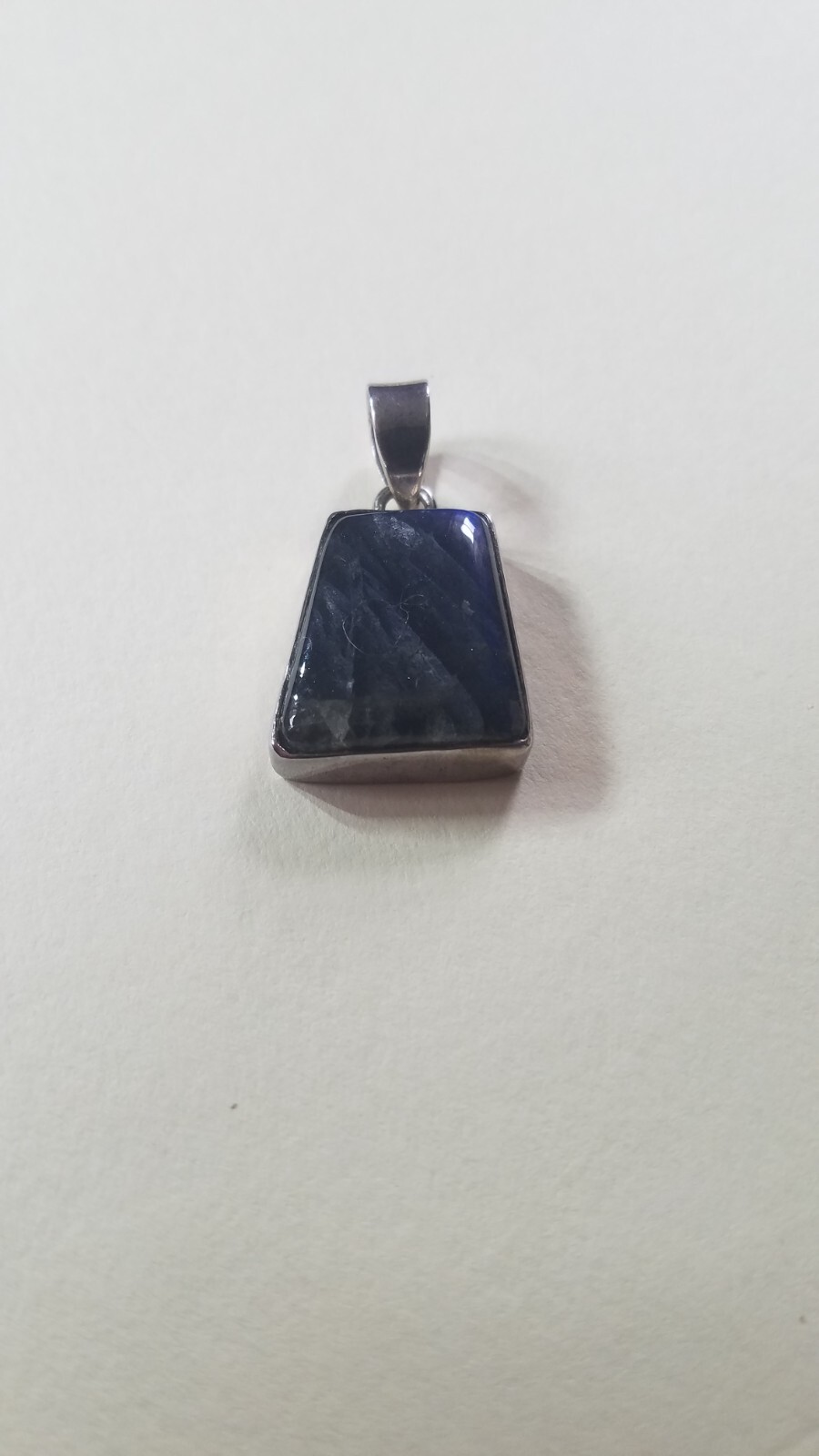 LABRADORITE STERLING SILVER PENDANT 925 *PRE-OWNED IN VERY GOOD CONDITION*