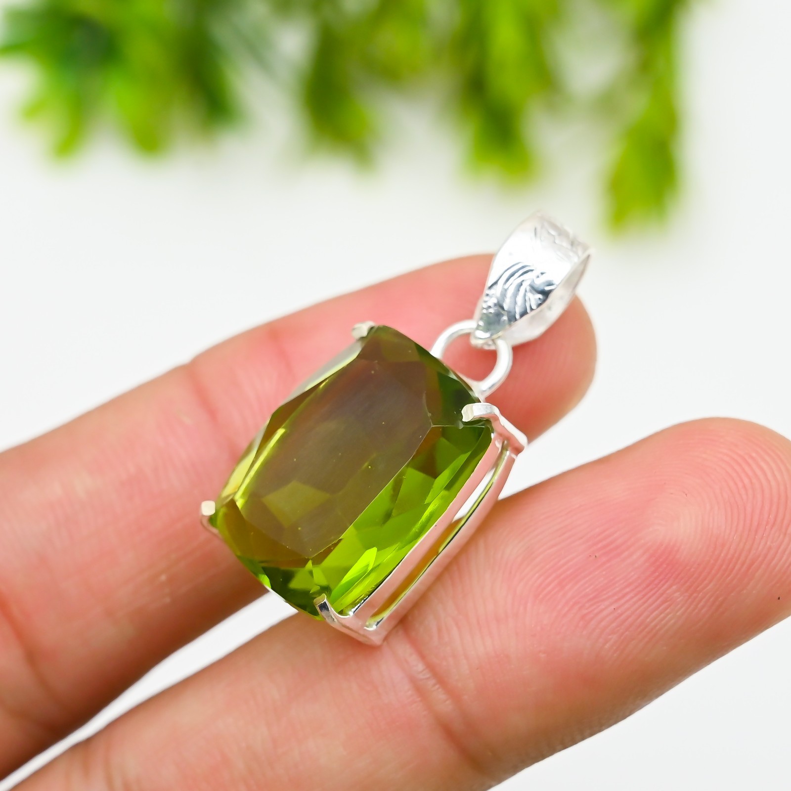 Green Peridot Gemstone 925 Sterling Silver Pendant Handmade Jewelry Gift For
