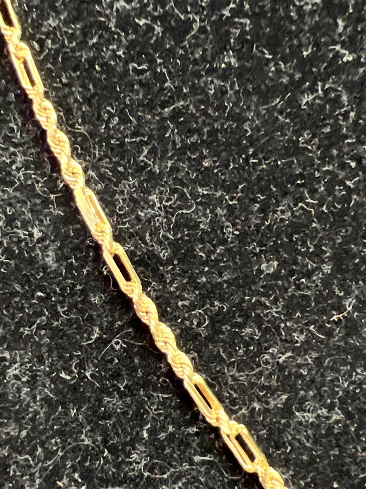 Solid 14k Gold Rope Chain Necklace 18 Inch About 4.6 Grams Amazing Shape! G1
