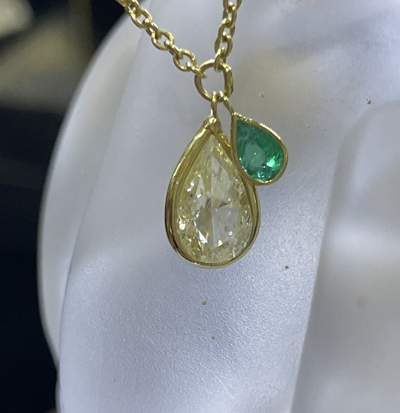 1CT Fancy Light Yellow I1 Diamond Solitaire Set 14K Yellow Gold Necklace 16″