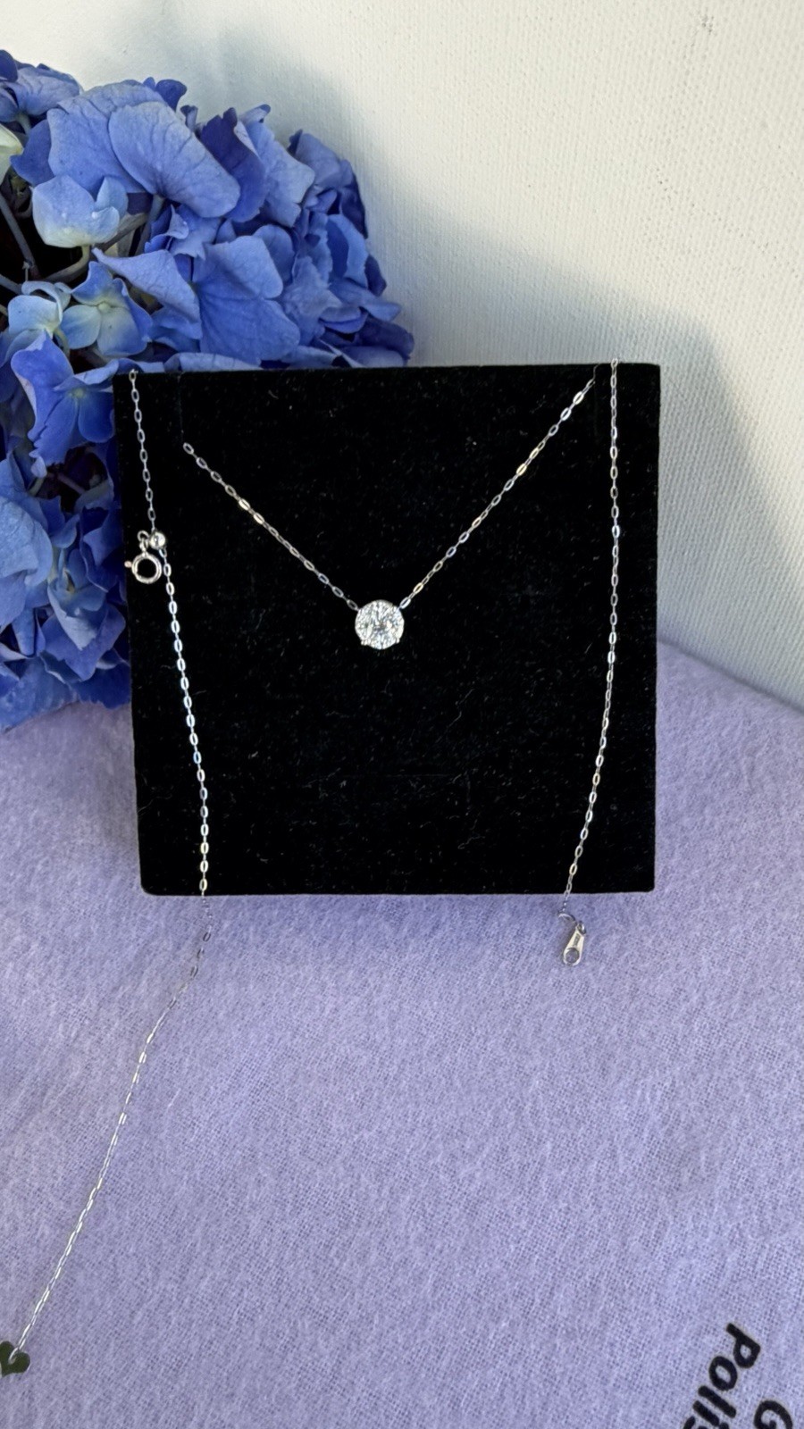 18K white gold Lab Grown Diamond Necklace with 0.50 carat diamond