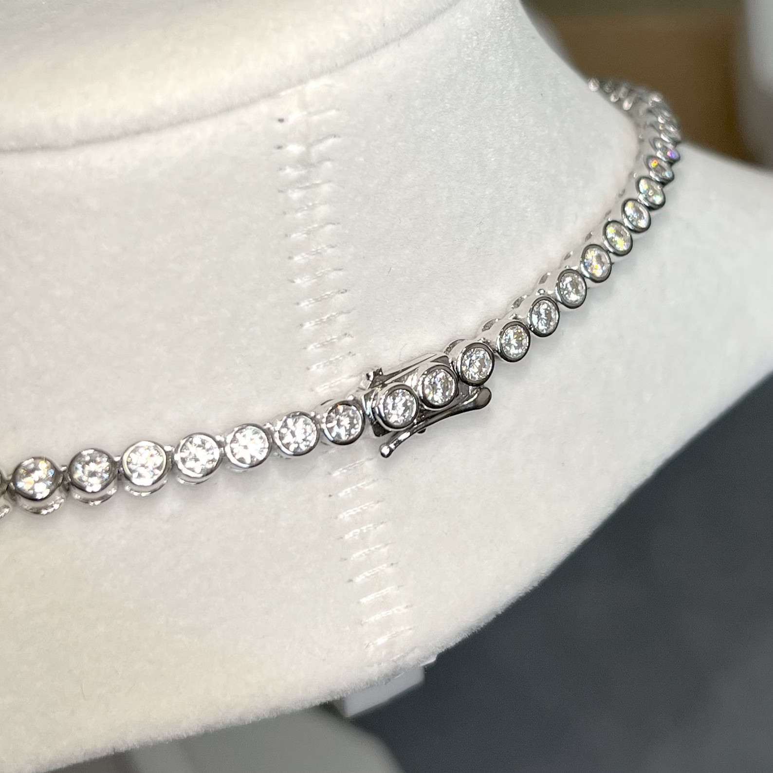 20Ct Lab Created 4MM Bezel Set Diamond Tennis Necklace 14k White Gold Plated 16″
