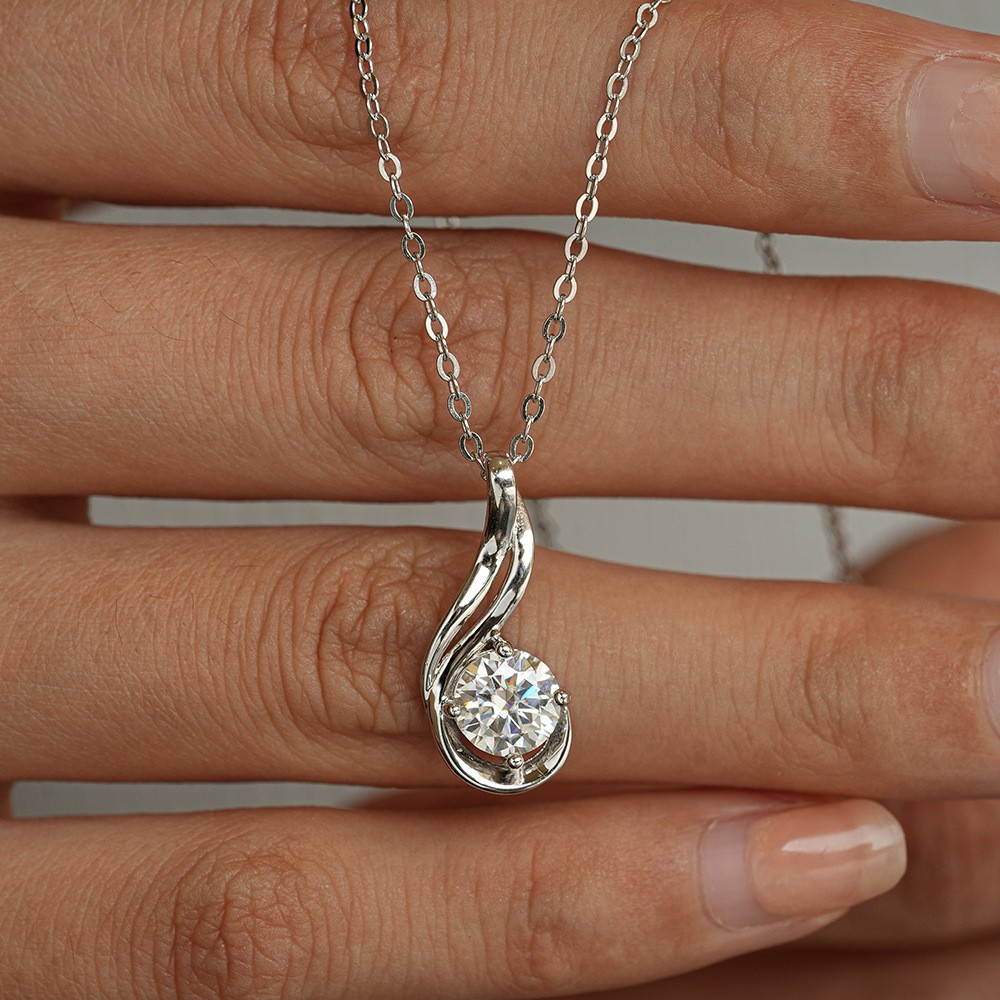 1Ct Lab Grown Diamond Solitaire Round Cut Delicate Women Pendant 925 Silver