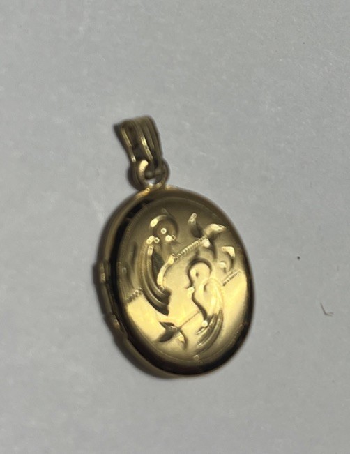 14k Gold Marked Birds Locket Pendant