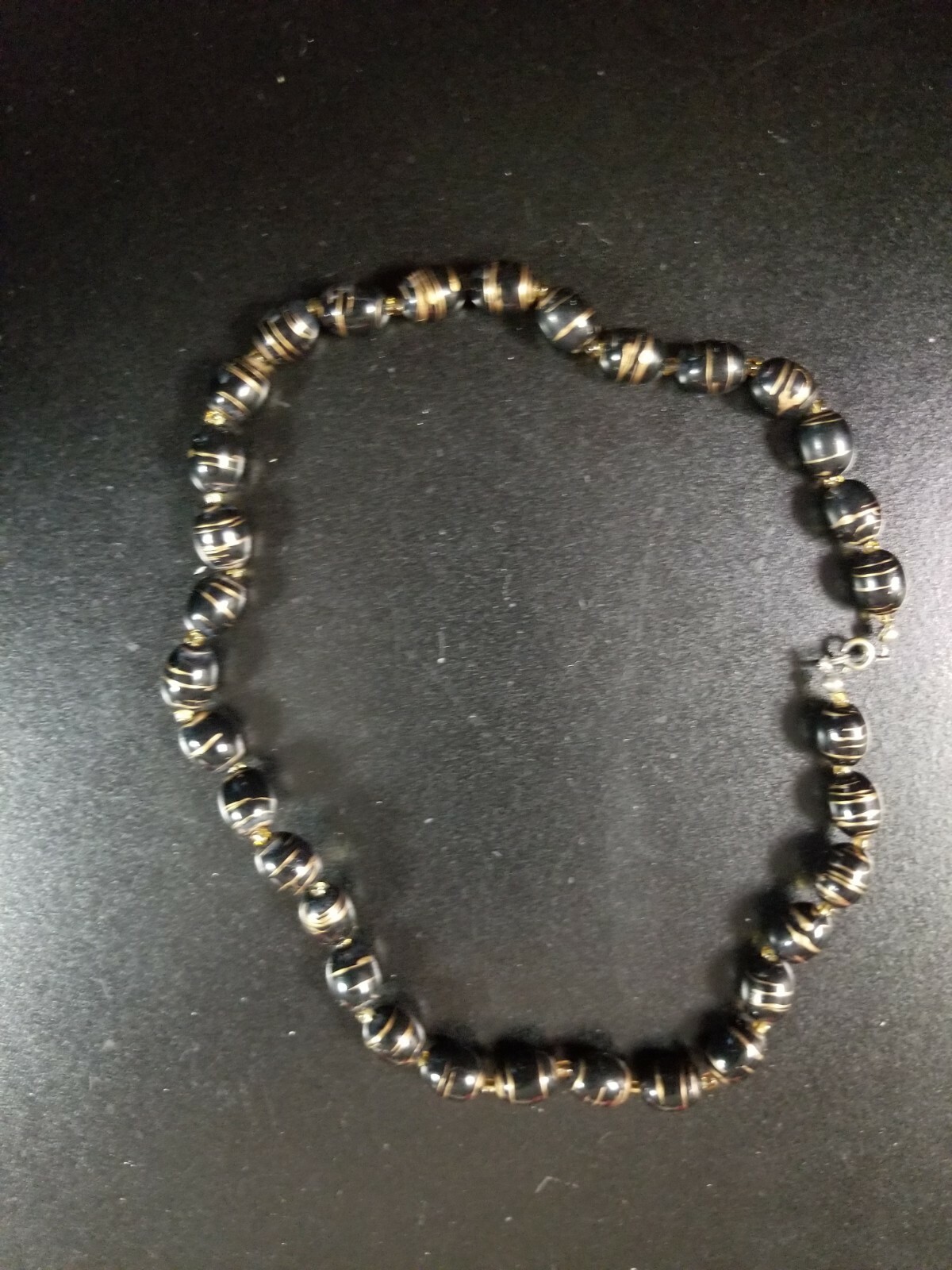 Gorgeous beaded necklace / multi-style / 18″ / Gold & black / lovely! / FREE S&H