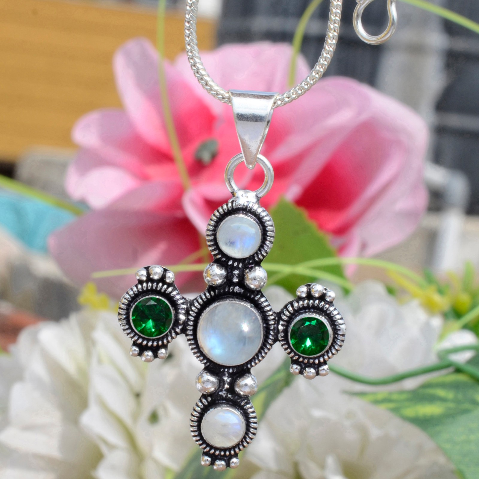 Moonstone Chrome Diopside Gemstone Cross 925 Sterling Silver Beauty Art Pendant