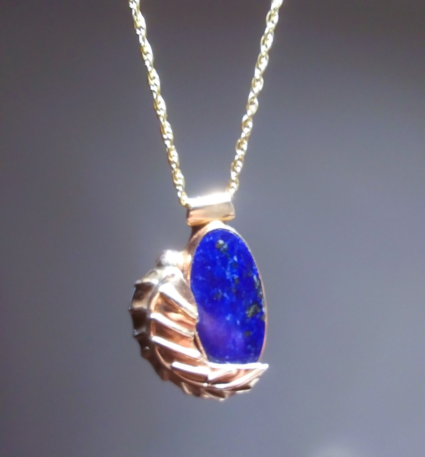 HEAVY 4.3g Solid 14K Gold Lapis Cabochon Pendant Necklace Signed Kish Artisan