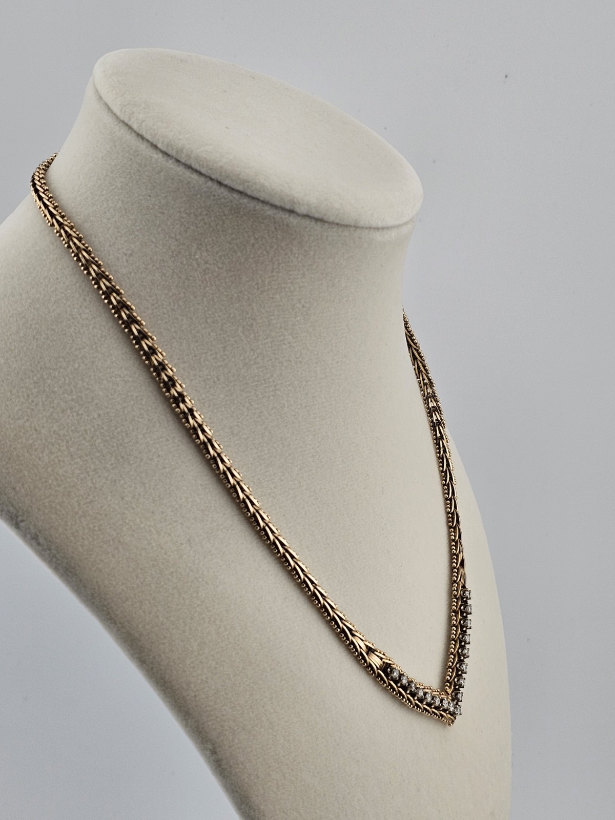VINTACE 14KT Y/G 14KT DIAMOND V NECKLACE W 17 3PT DIAMONDS 16″ – 24 GRAMS