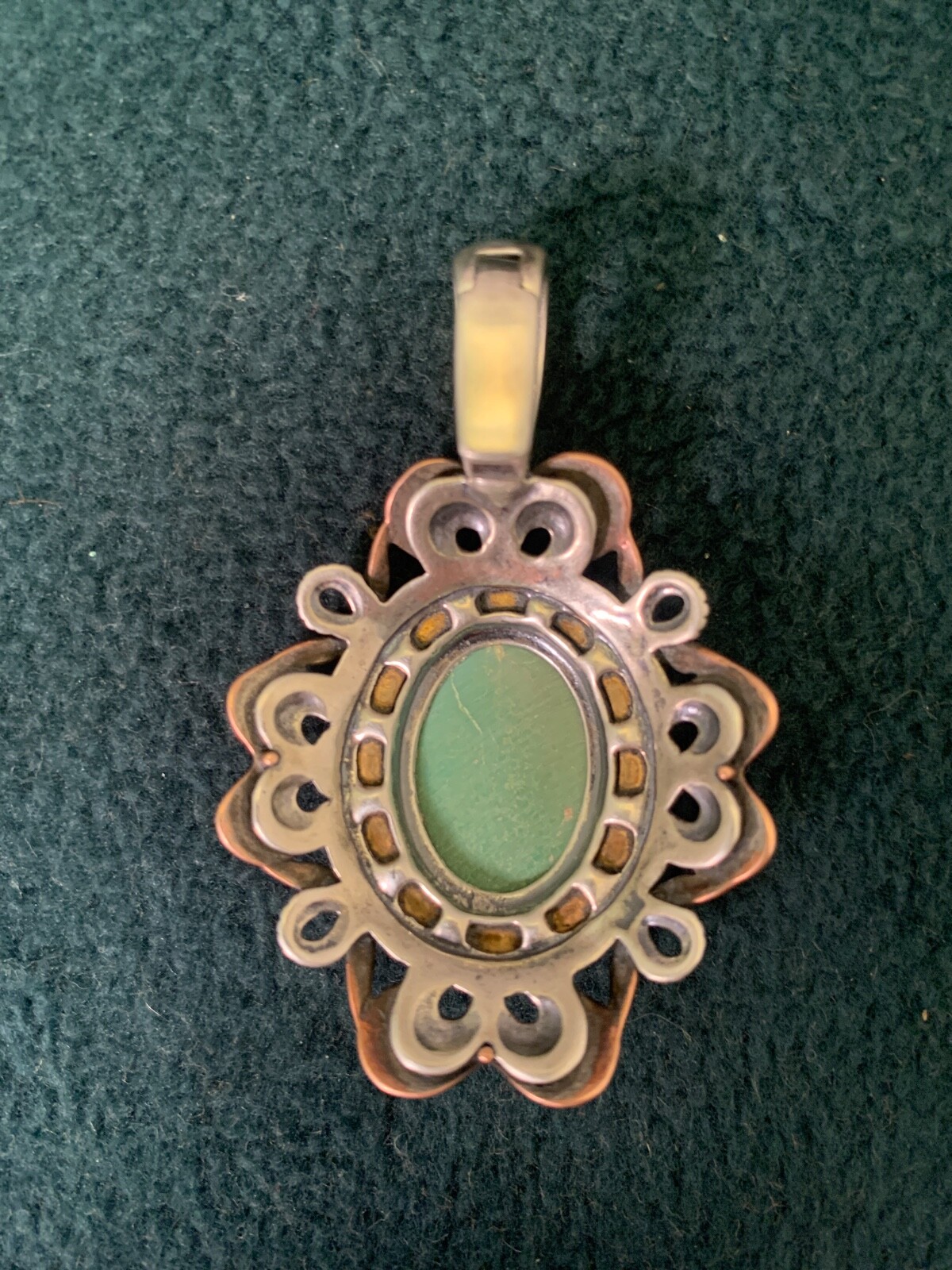 DESIGNER CAROLYN POLLACK STERLING SILVER MIXED METAL GREEN STONE PENDANT
